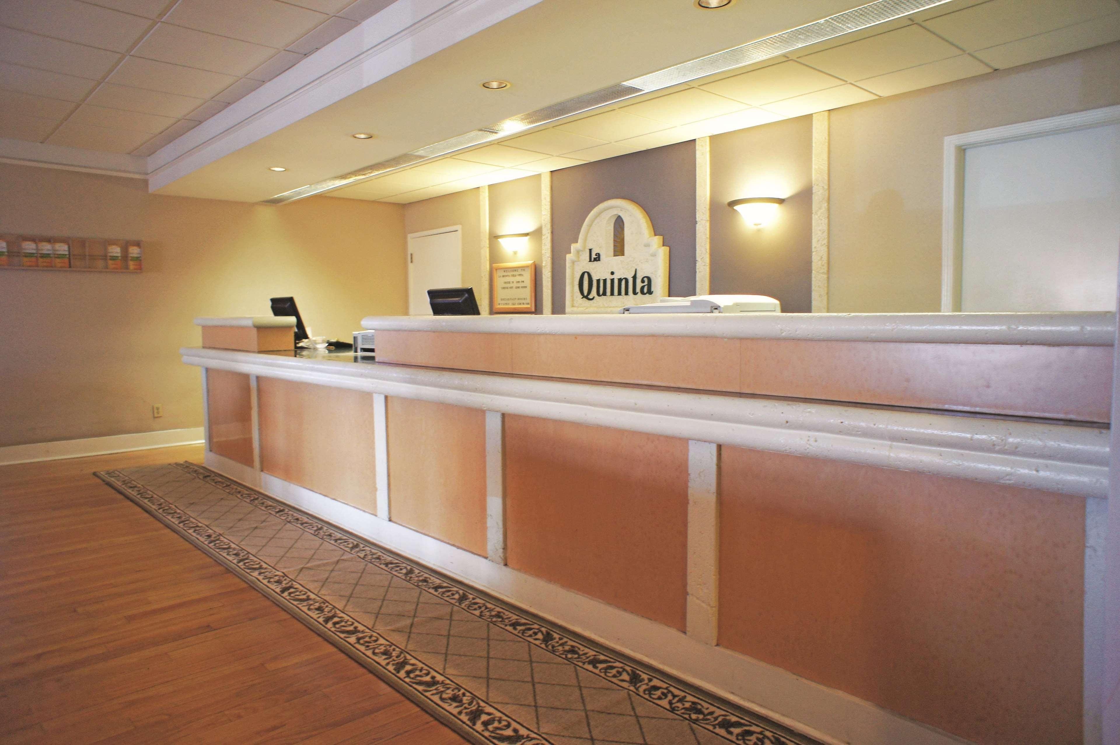 La Quinta Inn By Wyndham El Paso Cielo Vista Exterior photo